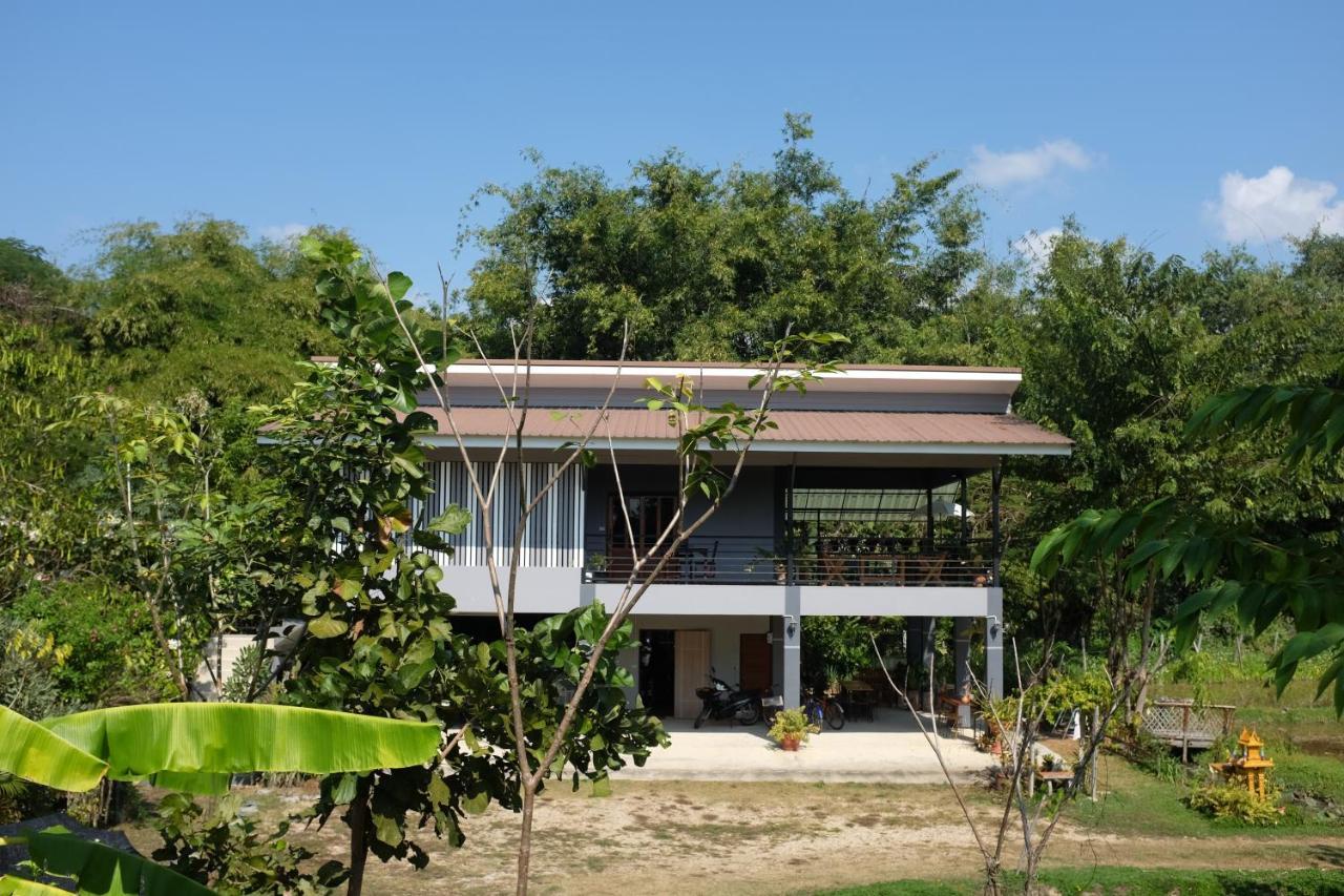 Rai Boonsom Apartamento Phrao Exterior foto