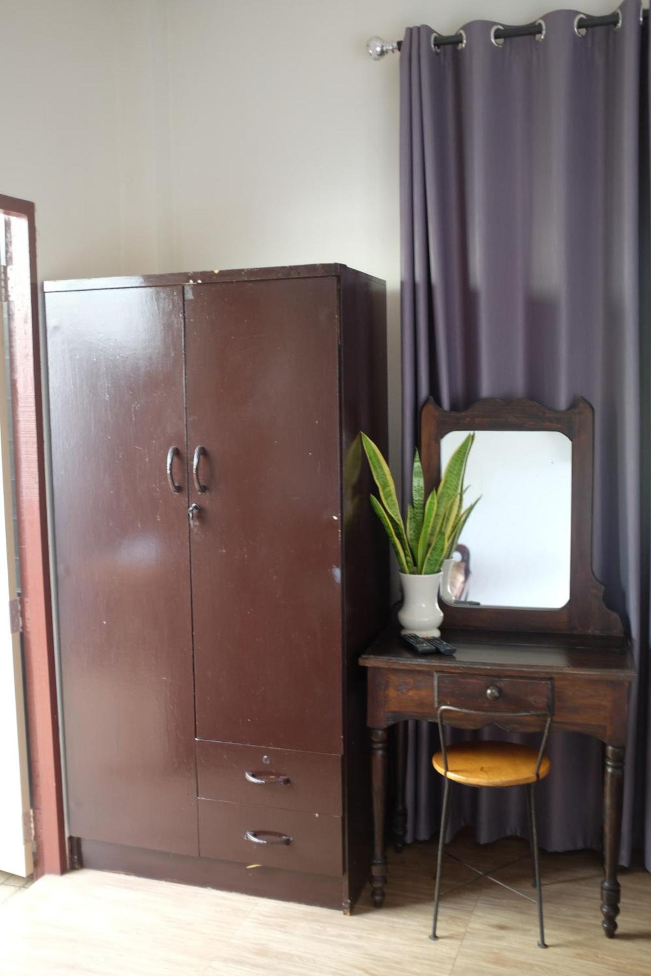 Rai Boonsom Apartamento Phrao Quarto foto