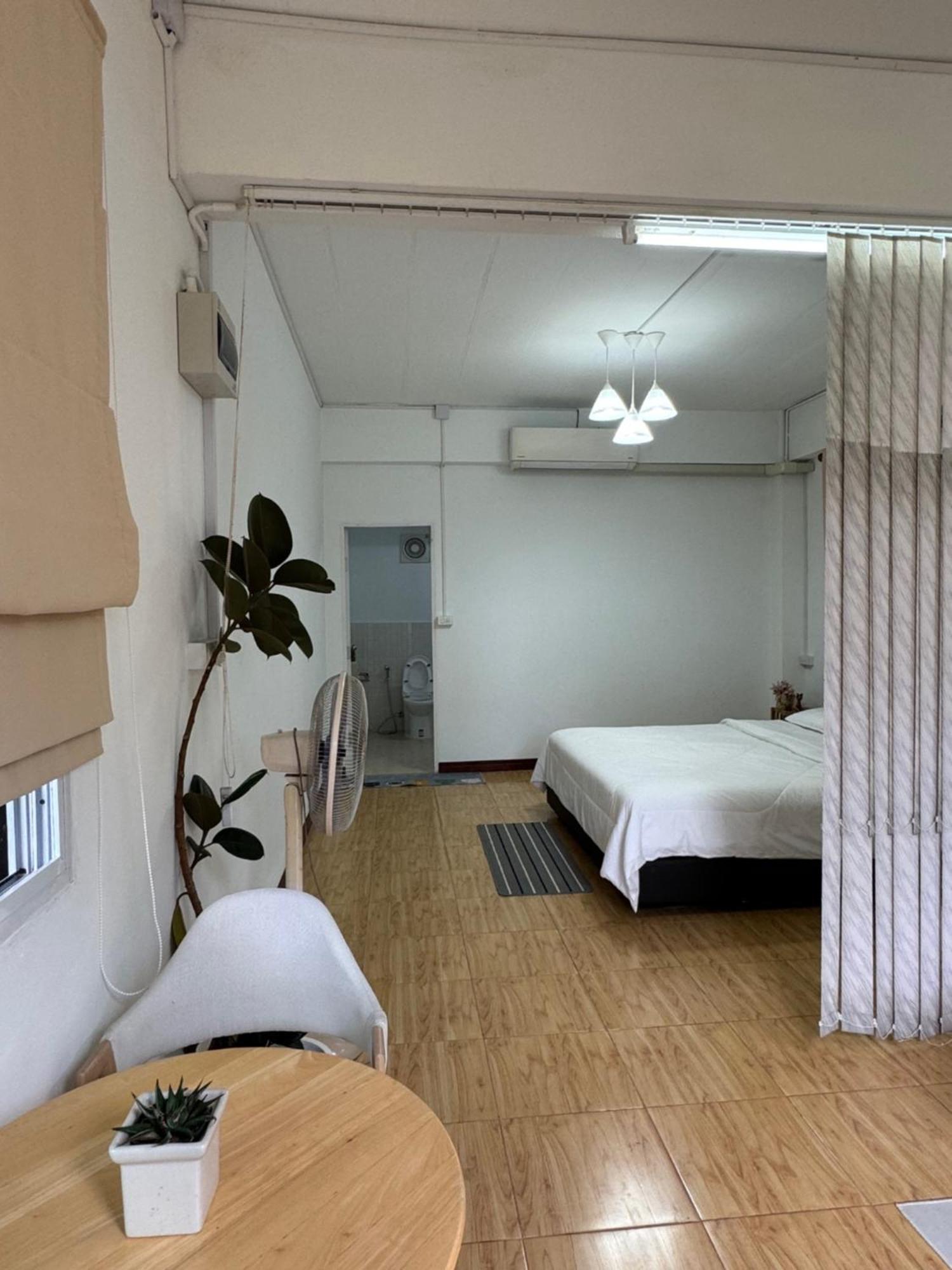 Rai Boonsom Apartamento Phrao Exterior foto