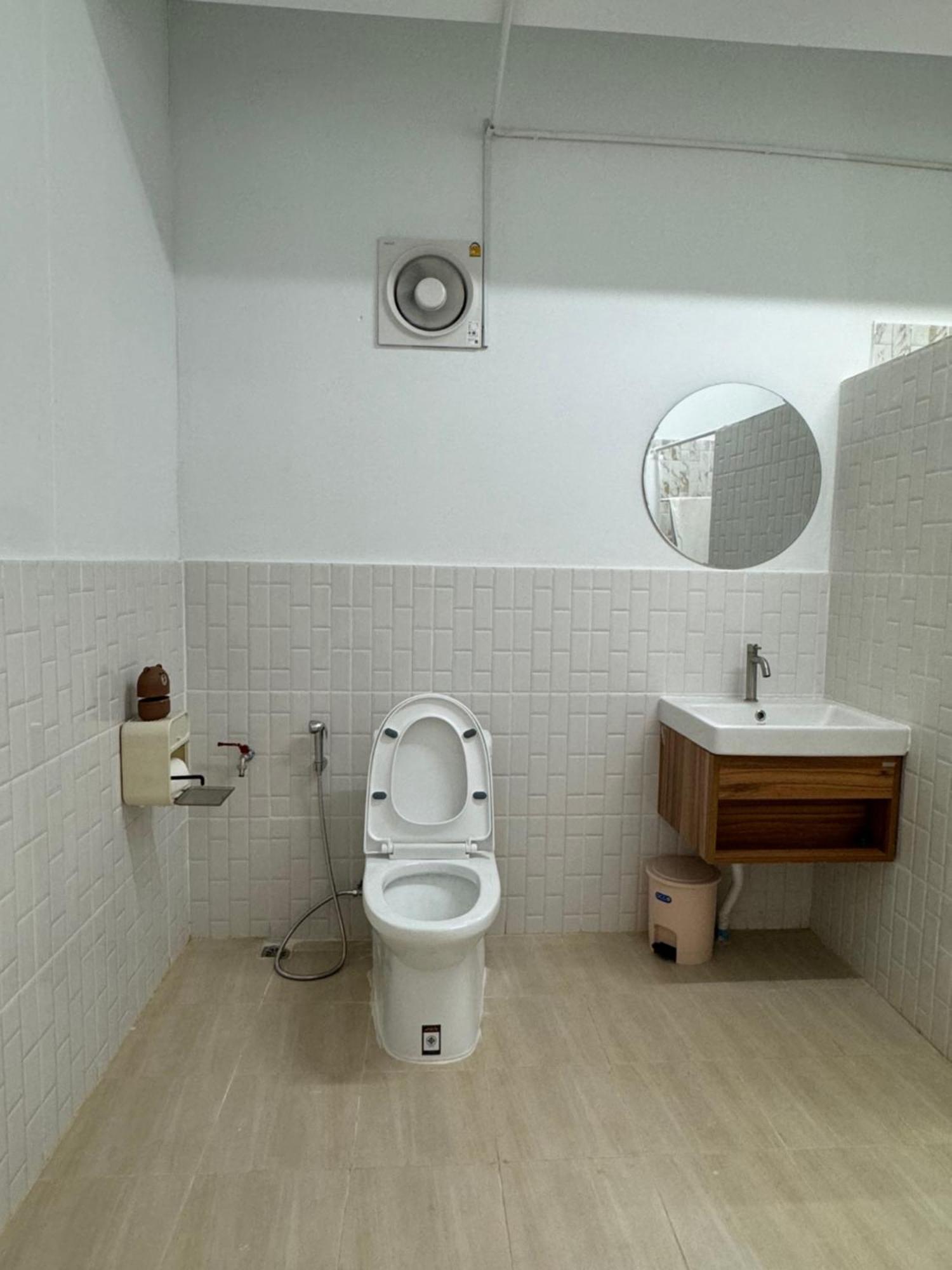 Rai Boonsom Apartamento Phrao Exterior foto
