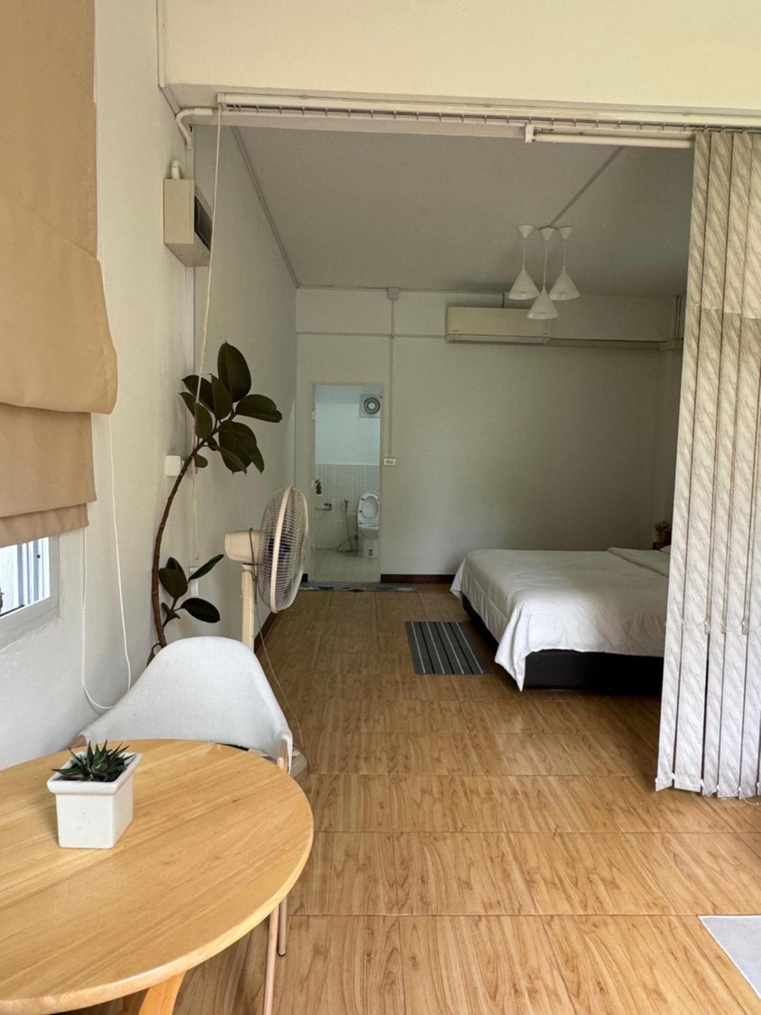 Rai Boonsom Apartamento Phrao Exterior foto