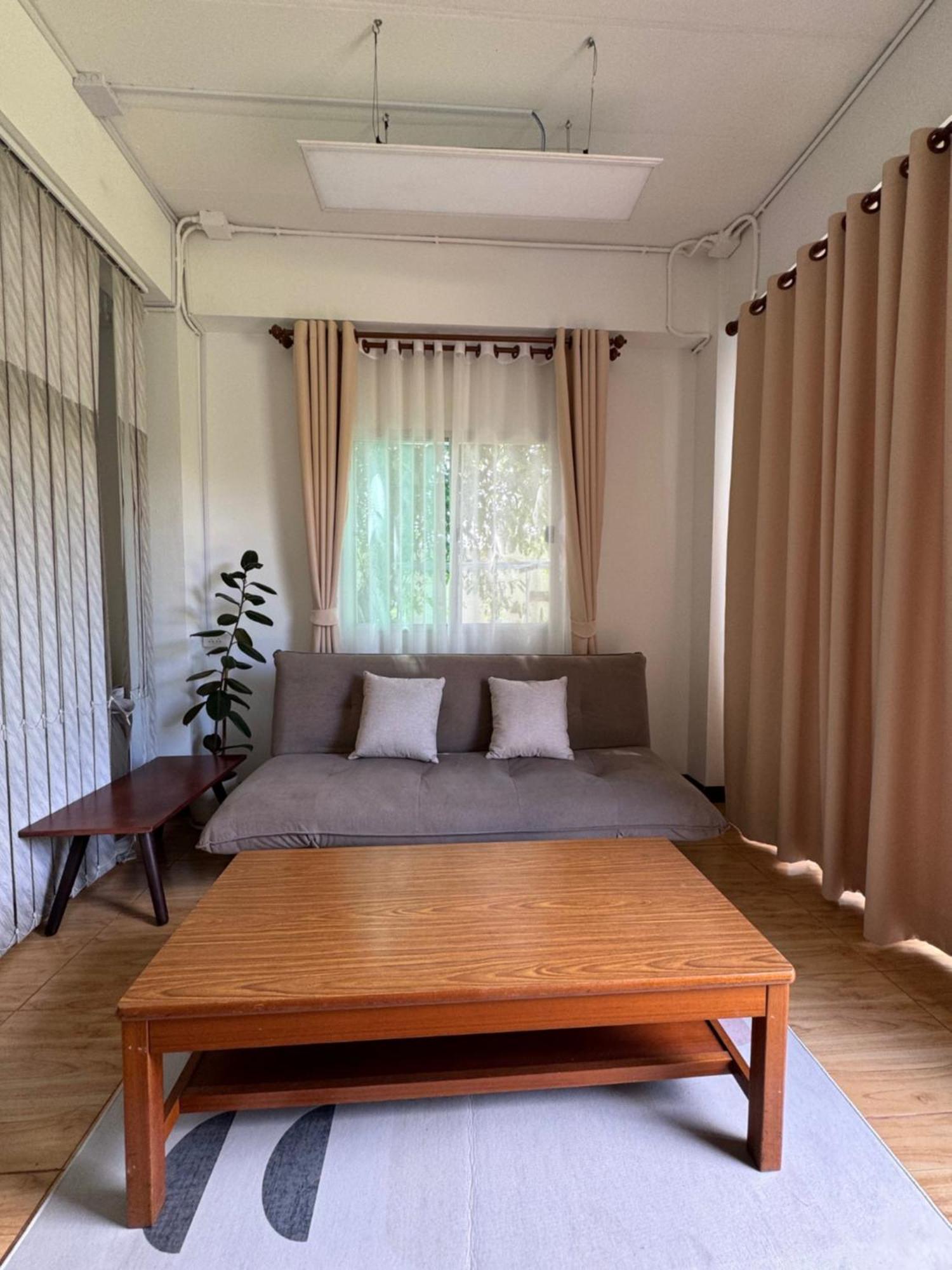 Rai Boonsom Apartamento Phrao Exterior foto