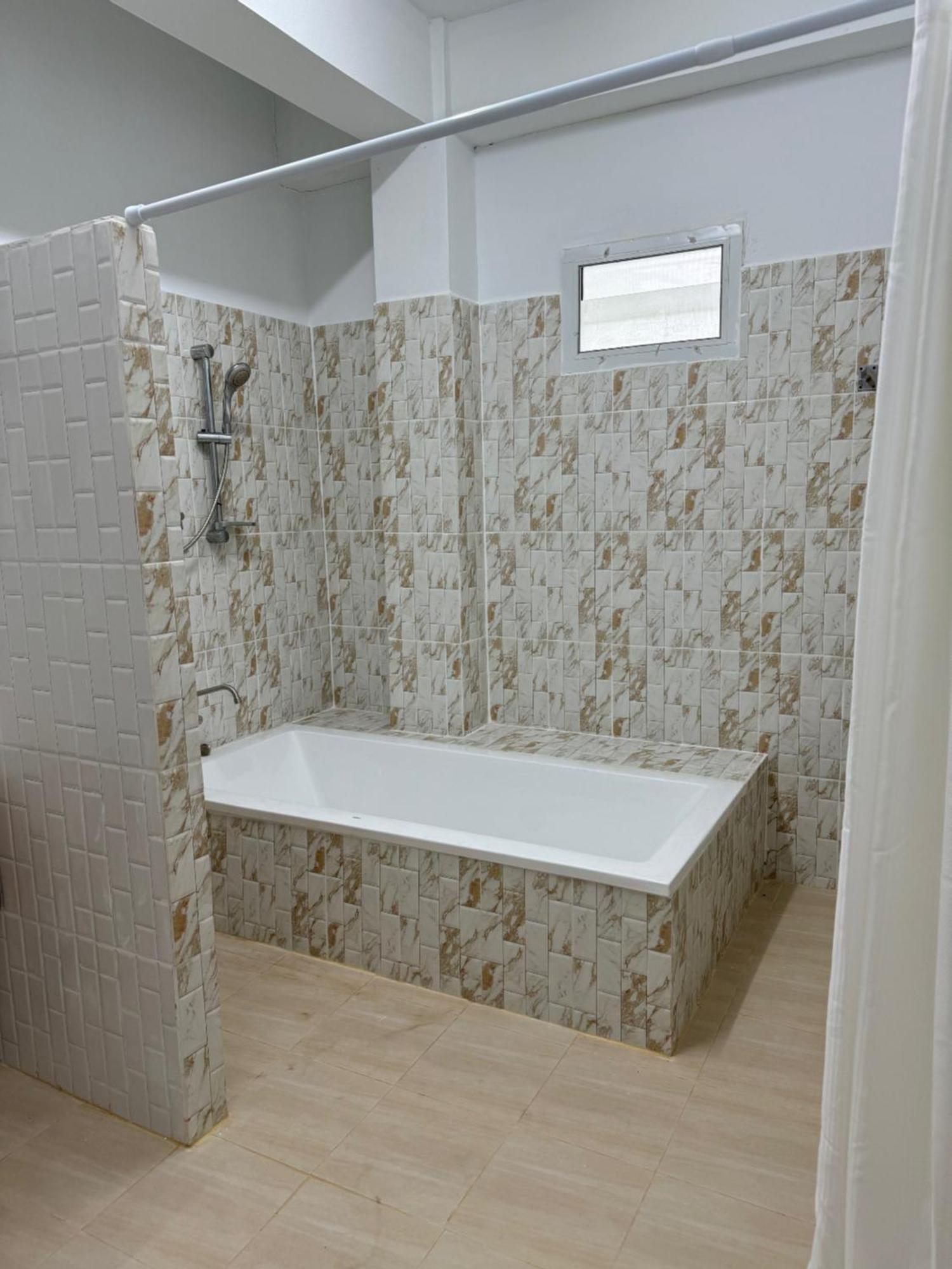 Rai Boonsom Apartamento Phrao Exterior foto