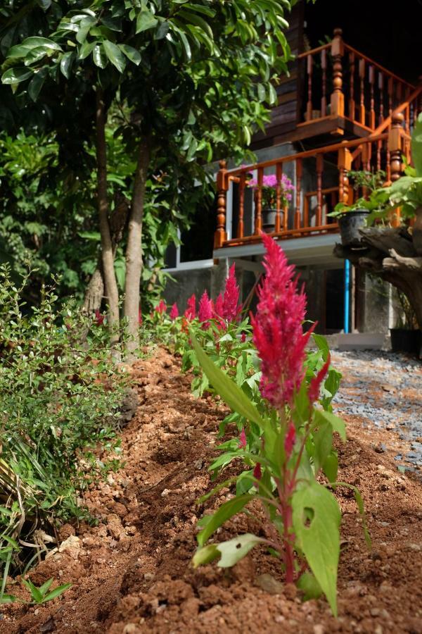 Rai Boonsom Apartamento Phrao Exterior foto